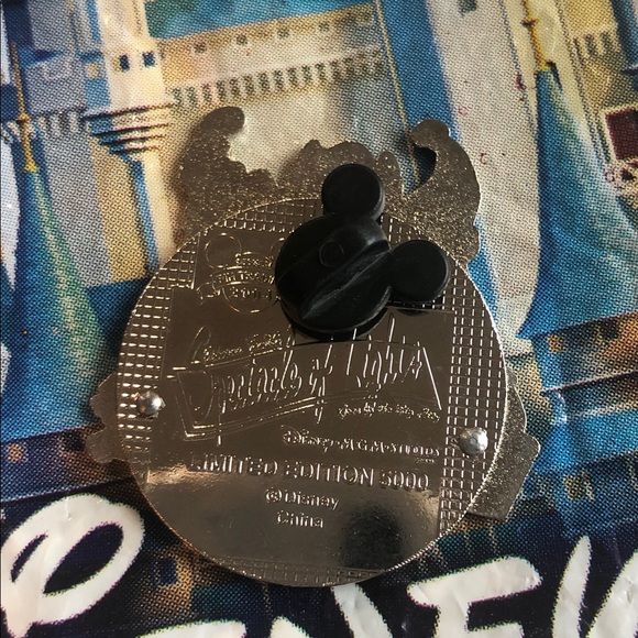 SOLD Disney Christmas Stitch Chip n Dale Pin - Picture 2 of 2